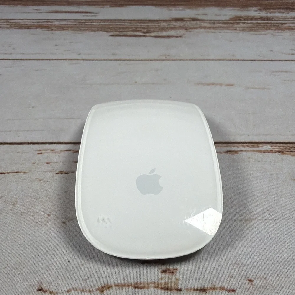 Apple Magic Mouse 1st Gen A1296 Wireless Bluetooth Multi-Touch Mac Tested White